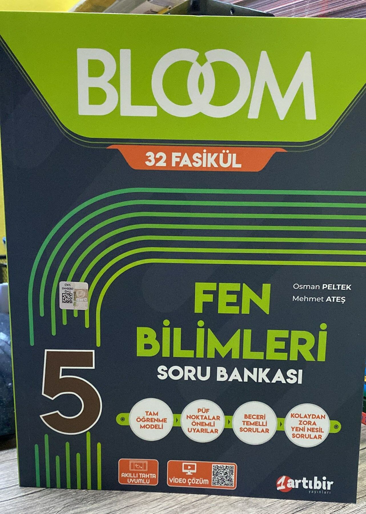 Artıbir Yayınları 5. Sınıf Bloom Fen Bilimleri Soru Bankası 2023